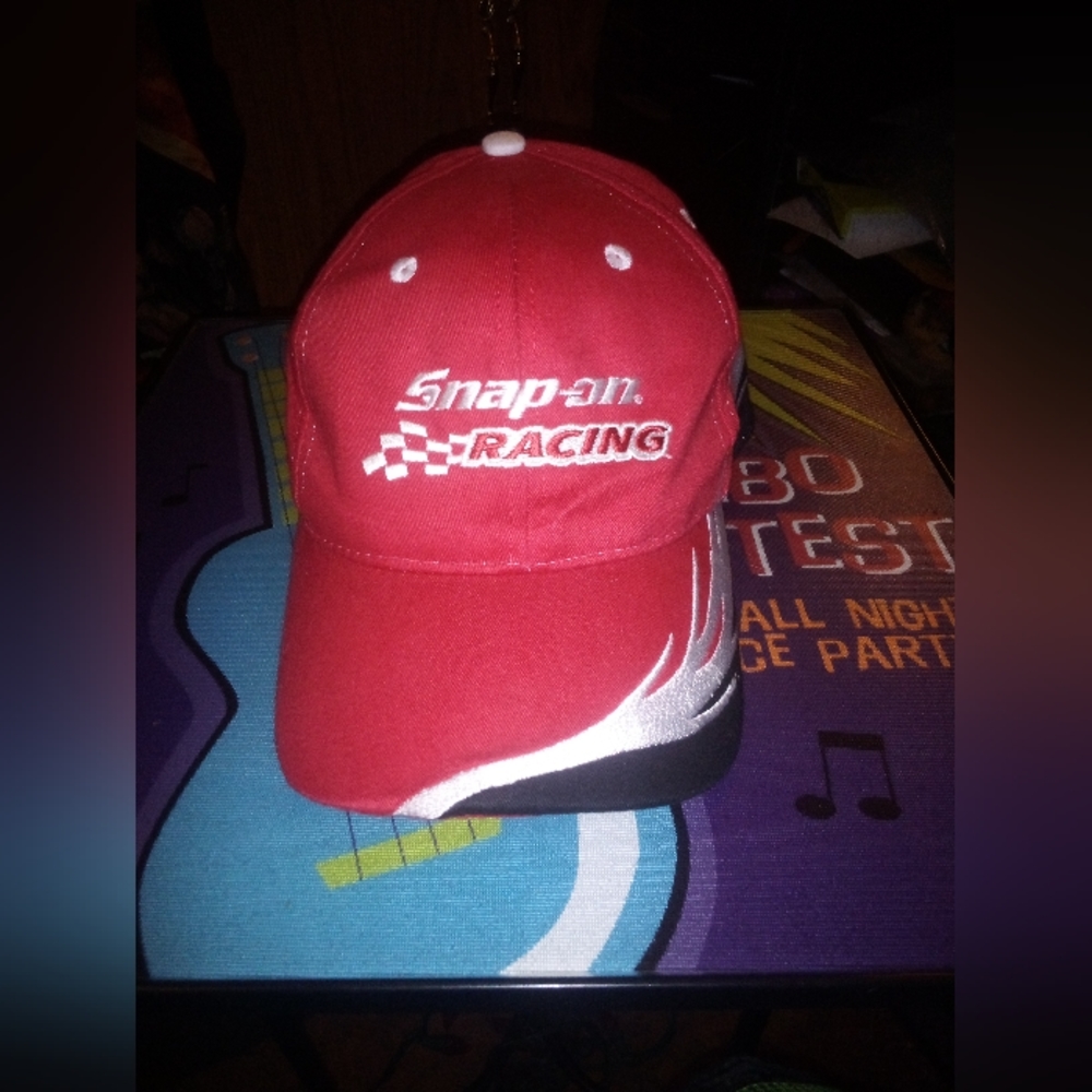 AMC  SNAP ON TOOLS ADJUSTABLE SNAPBACK HAT BLACK RED LOGO RACING FLAG